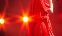 吴亦凡演唱会视频,视听盛宴，燃情现场全纪录