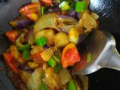 油焖茄子怎么做法视频,家常美味，一学就会的烹饪秘诀
