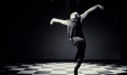 骚碰视频,揭秘网络短视频的诱惑与风险